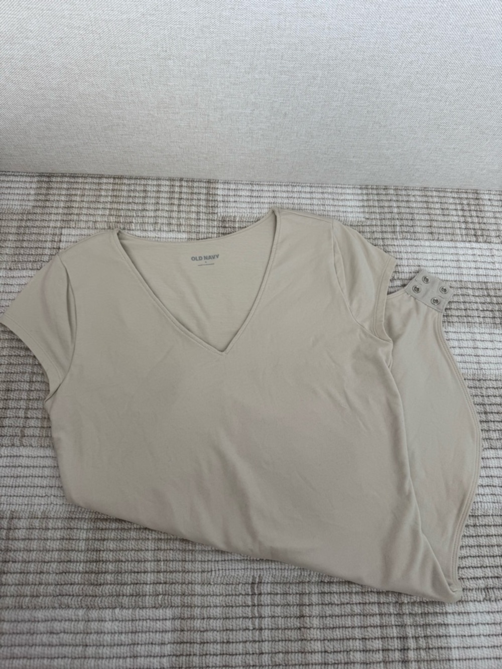 Old Navy Women’s Beige V-Neck Body Suit Size Small NWOT